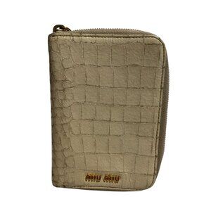 Miu Miu Croc Embossed Notebook Cover
(184)
